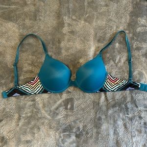 Victoria’s Secret Wear Everywhere Push Up Bra - 34B